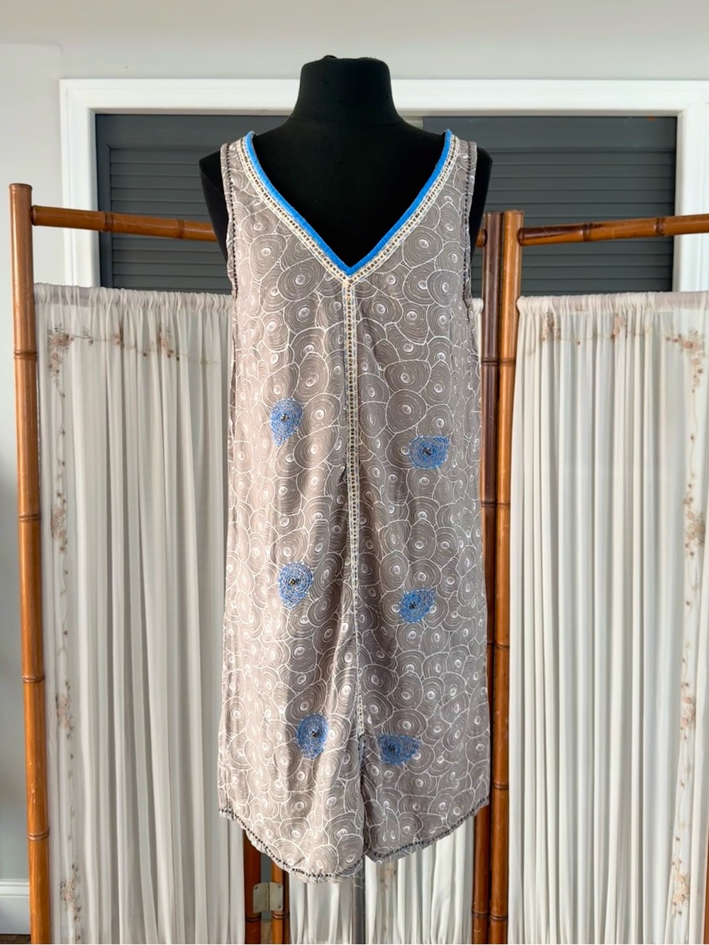 Skemo Boho Beaded Shift Dress - Picture 3 of 12